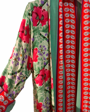 Carica l'immagine nel visualizzatore di Gallery, Kimono fantasia

