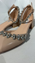 Carica l'immagine nel visualizzatore di Gallery, Scarpe
