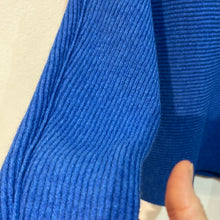 Carica l'immagine nel visualizzatore di Gallery, Maglia
